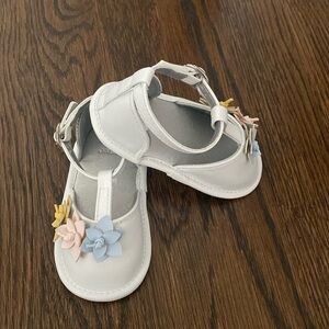 Never worn Janie & Jack floral baby shoes 12-18 month